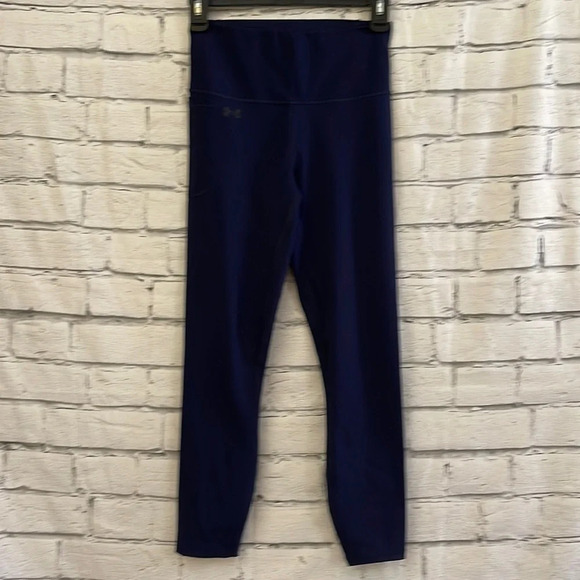 Women’s Under Armour navy blue leggings Small - Picture 1 of 4